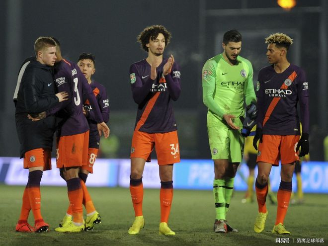 九游娱乐官方-2011年法网李娜vs莎拉波娃比赛