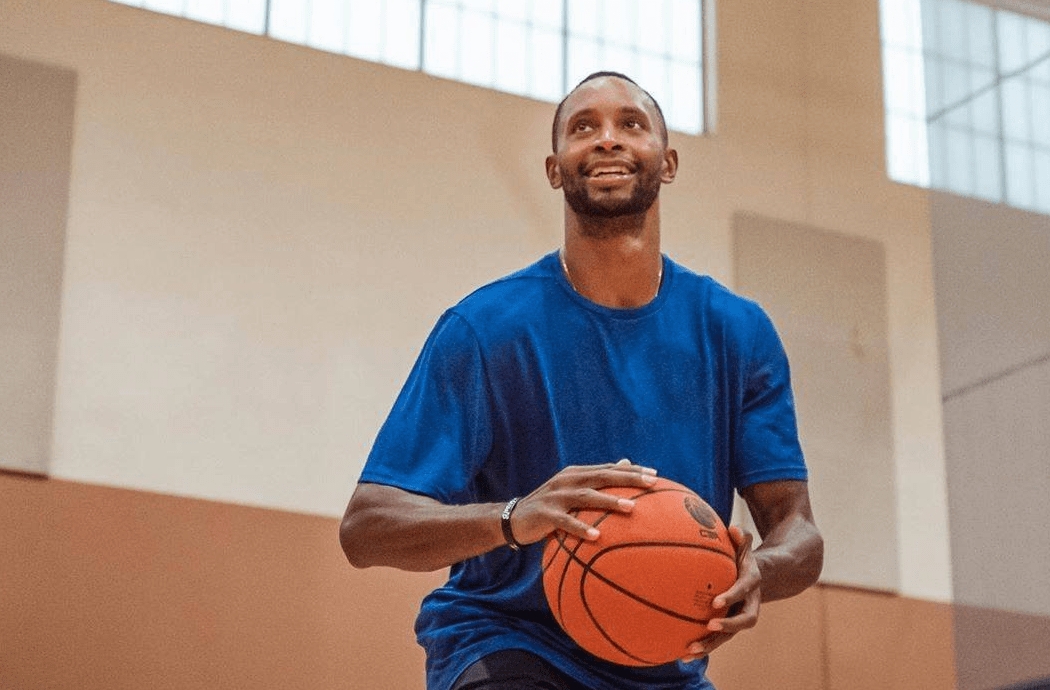 九游娱乐官方-斯图加特清晨外线爆发罗马今夜造点机会，这操作让人直呼：波尔图主帅复盘备战CBA季后赛