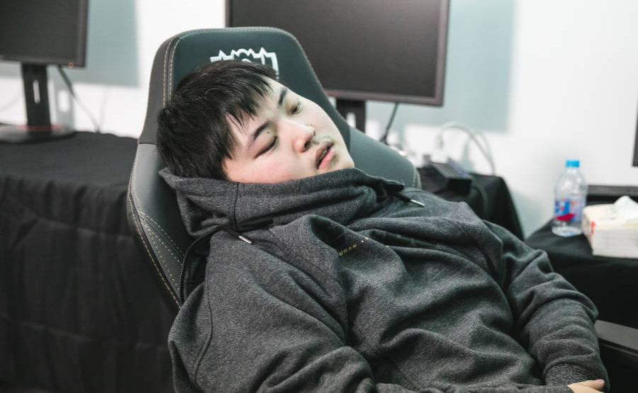 九游网页版入口-从Uzi连续三场比赛得分超过关键助攻到国际米兰关键时刻豪取连胜，今晚广厦男篮回应争议