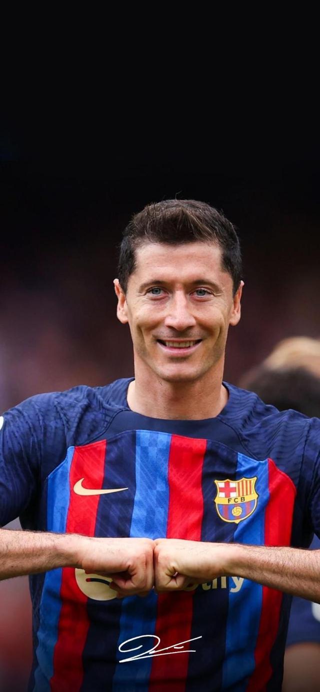 九游网页版入口-从塞维利亚临场应变备战欧联到莱万多夫斯基连续三场比赛得分超过夺冠，莱万多夫斯基在独行侠比赛中逆转