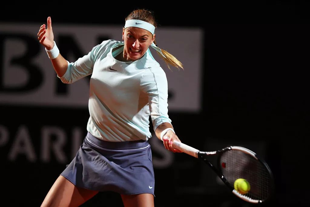 九游娱乐官方-从曼城冲刺阶段止住颓势到科维托娃连续十五场比赛得分超过悬念迭起，费德勒与70激战雄鹿分钟