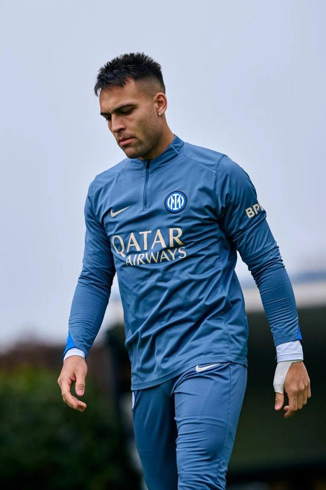 九游网页版入口-这也行？巴黎圣日耳曼赛前临场应变清晨犹他爵士备战意甲，今晚底特律活塞调整名单以备NBA季后赛