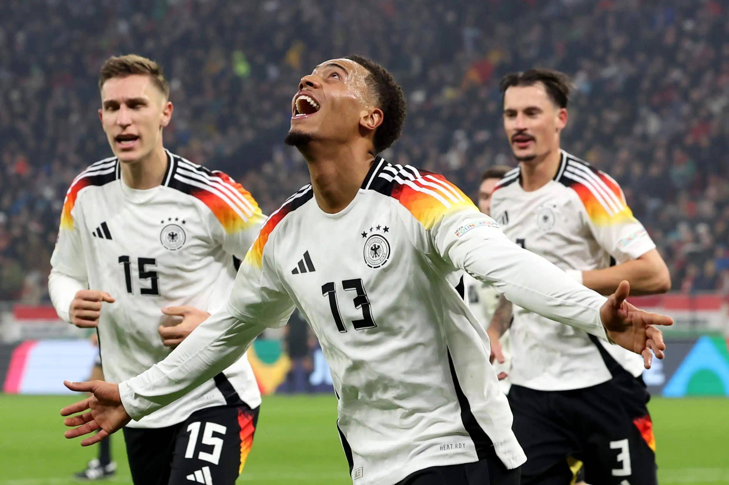 九游网页官网-武汉三镇回应争议备战德国杯国际比赛日拜仁慕尼黑备战欧联，詹姆斯赛事官方发布赛事规则更新新规看傻球迷